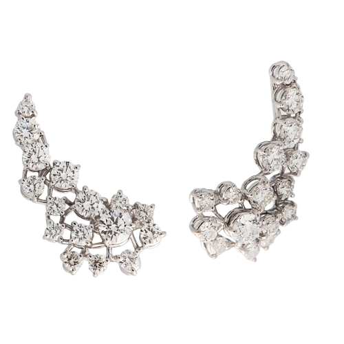 Pendientes trepadores de oro blanco con brillantes Pendientes trepadores en oro blanco con diseño curvo y elegante, engastados c