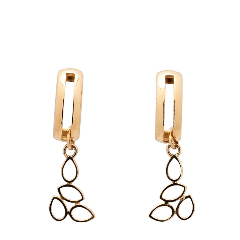 Pendientes de oro amarillo con motivos geométricos en forma de lagrima Pendientes de oro amarillo en medio aro con colgante de m