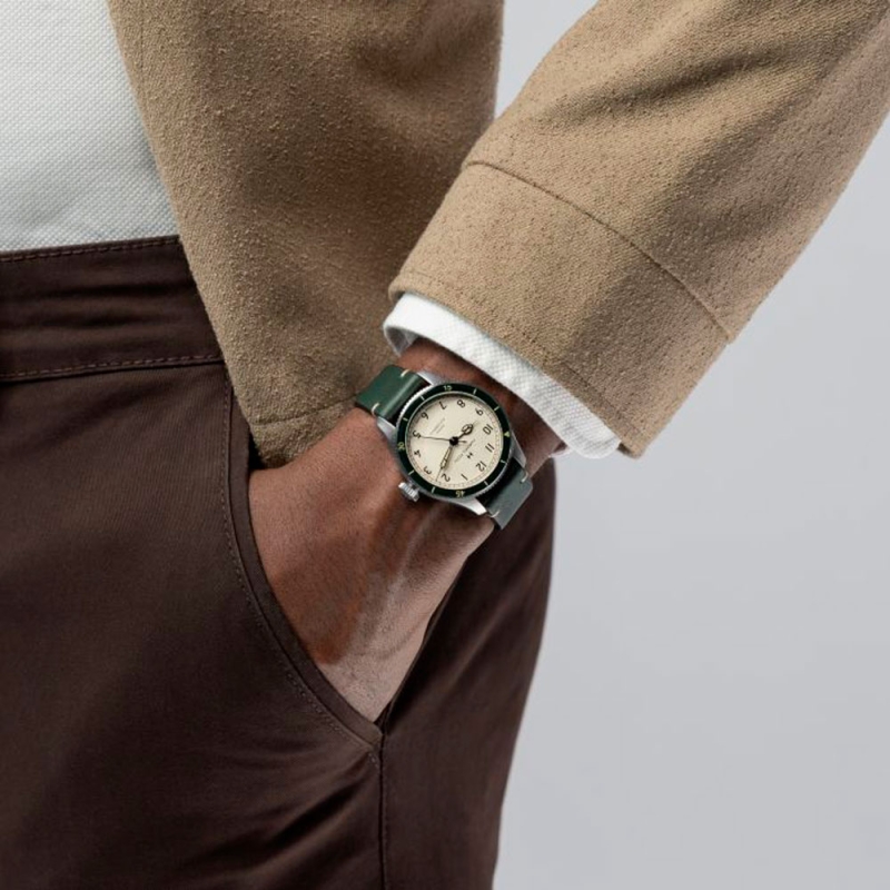 Hamilton Khaki Aviation Pilot Pioneer 38mm - H76255810 Con su distintivo encanto retro, el Khaki Pilot Pioneer Auto 38 mm contin 2